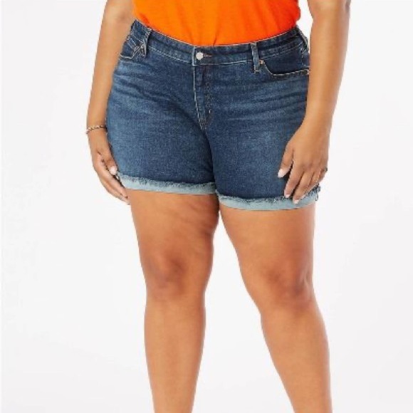 Levi's Pants - Dnizen from Levi's Women's Plus Size Mid-Rise 5" Jean Shorts NWT SZ 18
